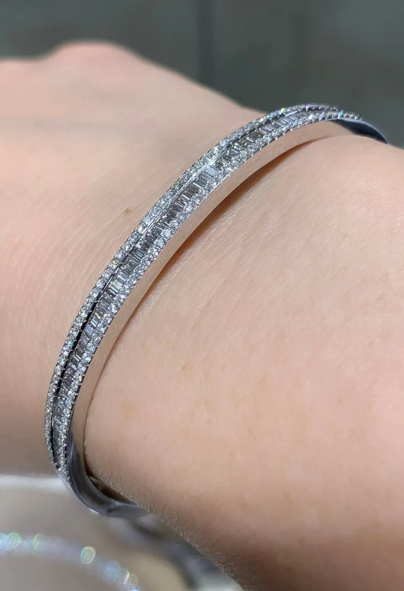 1.39ctw Diamond White Gold Bangle Bracelet