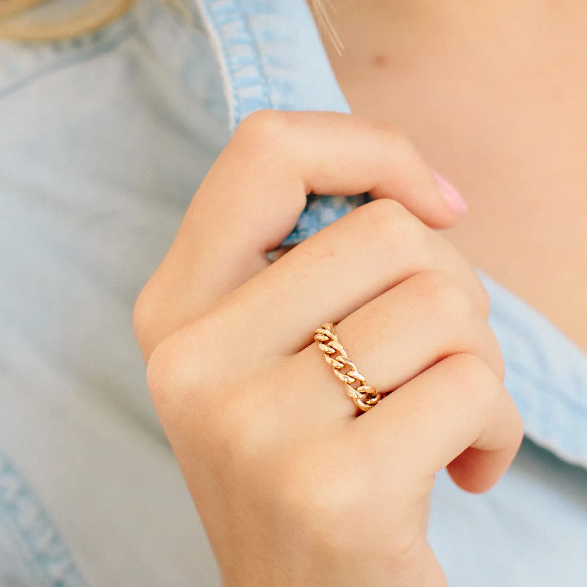 14k Medium Curb Chain Ring