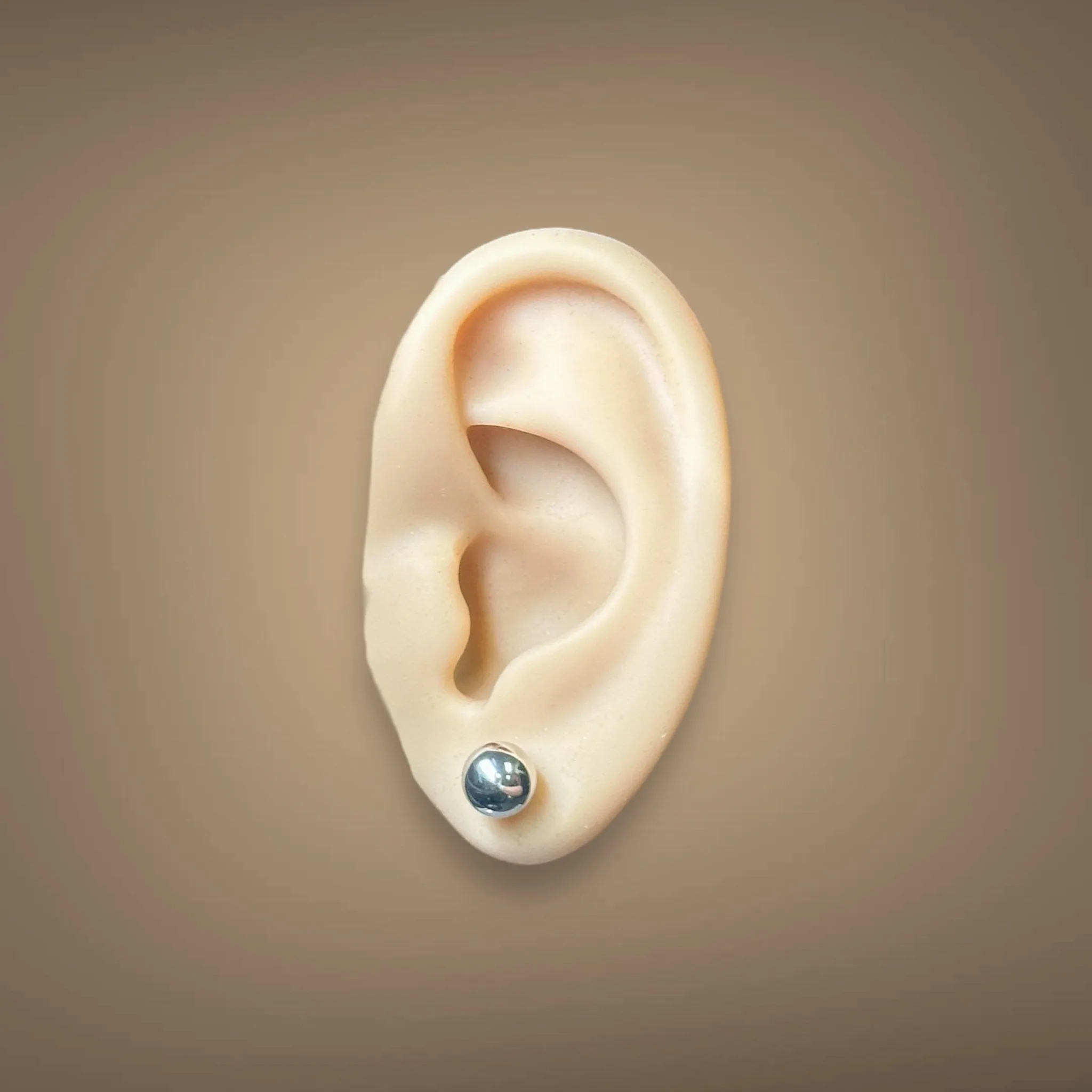 14K W Gold 7mm Ball Earrings