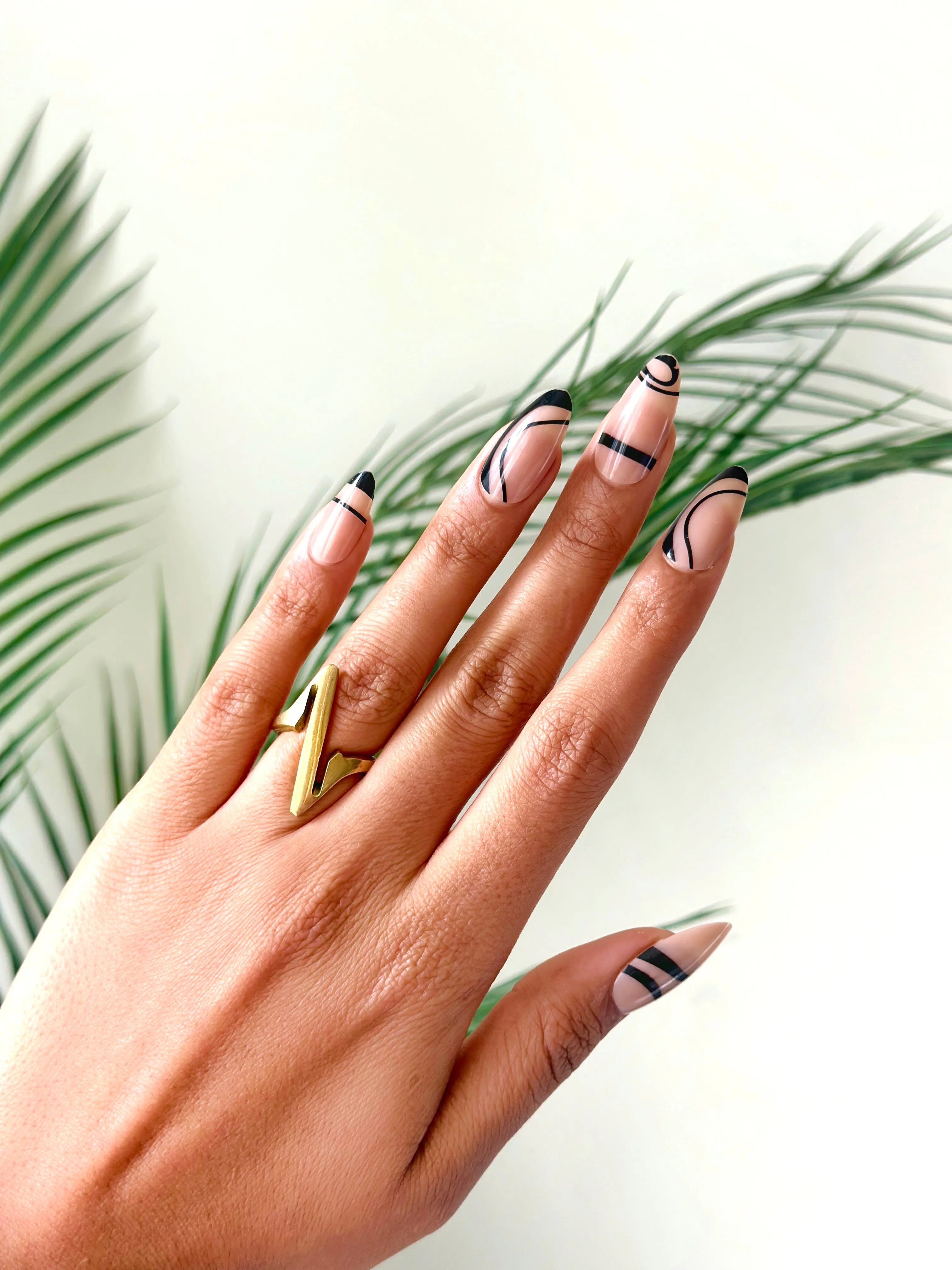 Brass Zigzag Ring - A Trendy and Edgy Accessory