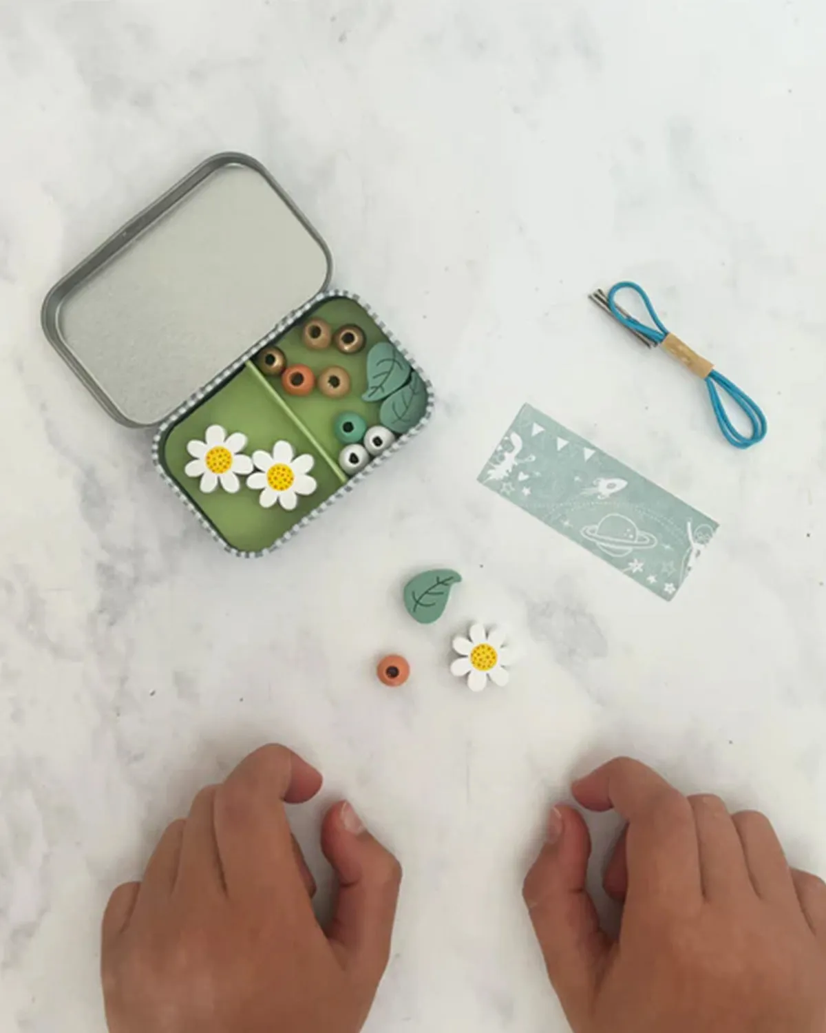 Daisy Bracelet Gift Kit