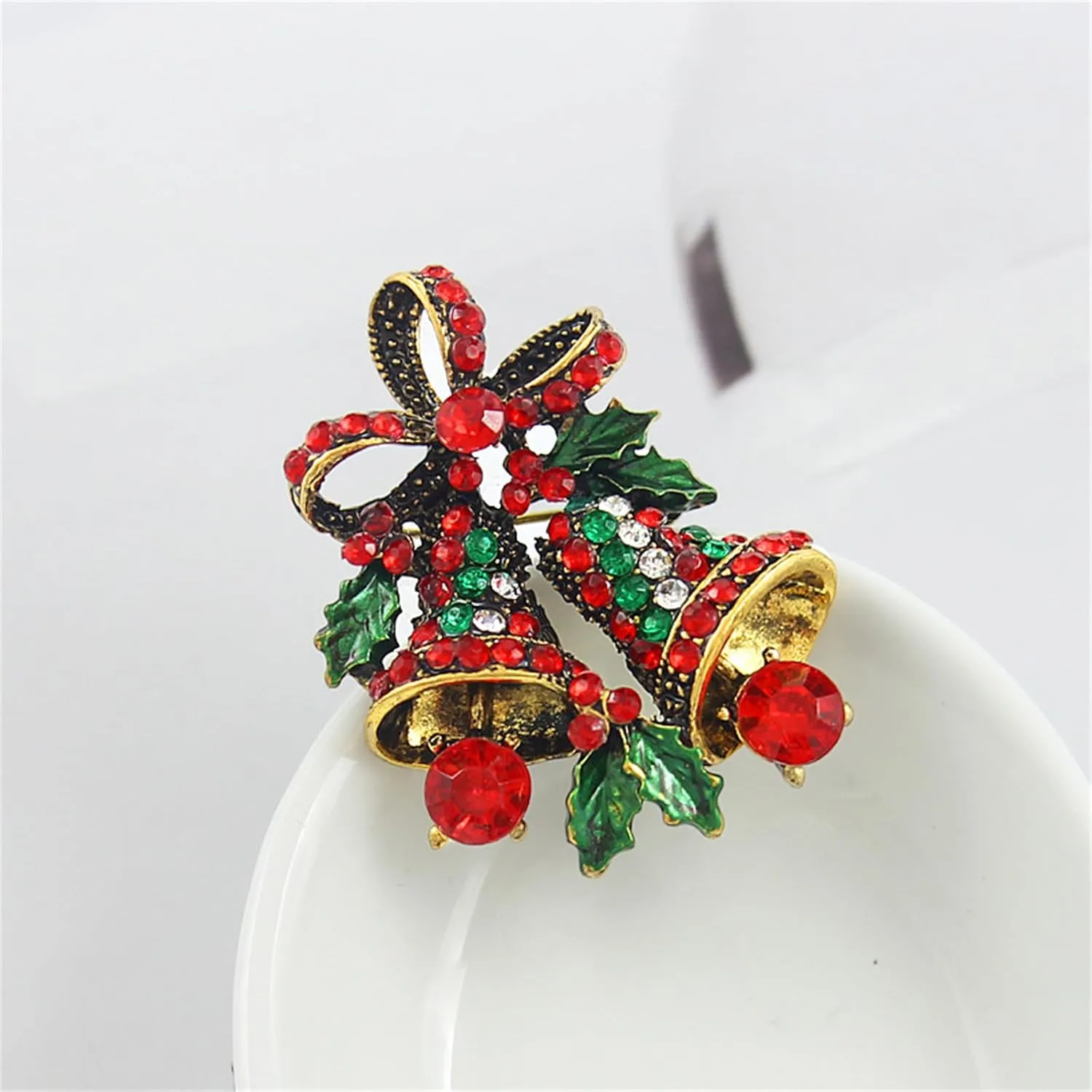 Dreuyet Christmas Brooch Pins for Women Crystal Rhinestone Christmas Brooch Christmas Tree Snowflake Bell Reindeer Brooches Multi-Colored Christmas Enamel Pins Holiday Party Gift