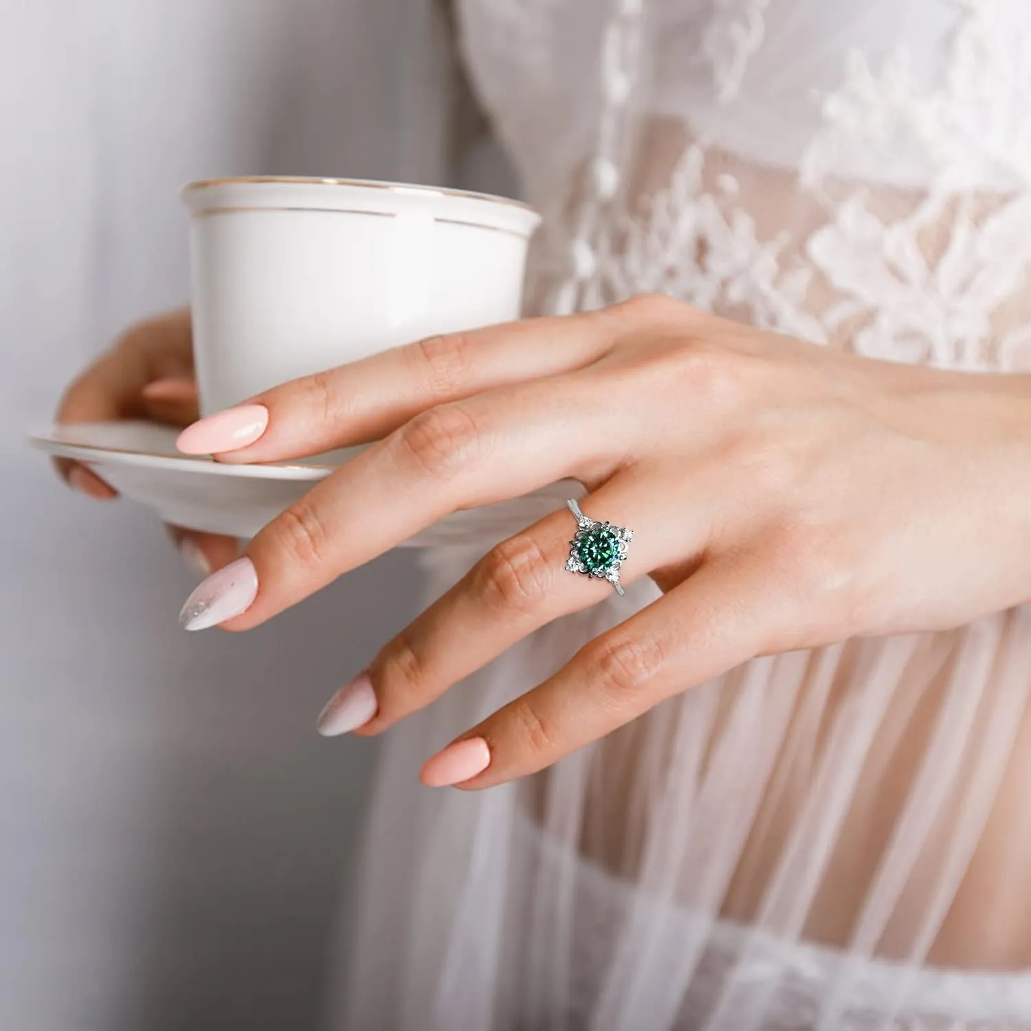 Green Inlaid Zircon Ring for Woman Wedding Band Simulated Diamond Engagement Ring Vintage Bohemian Eternal Ring (Green, 6)