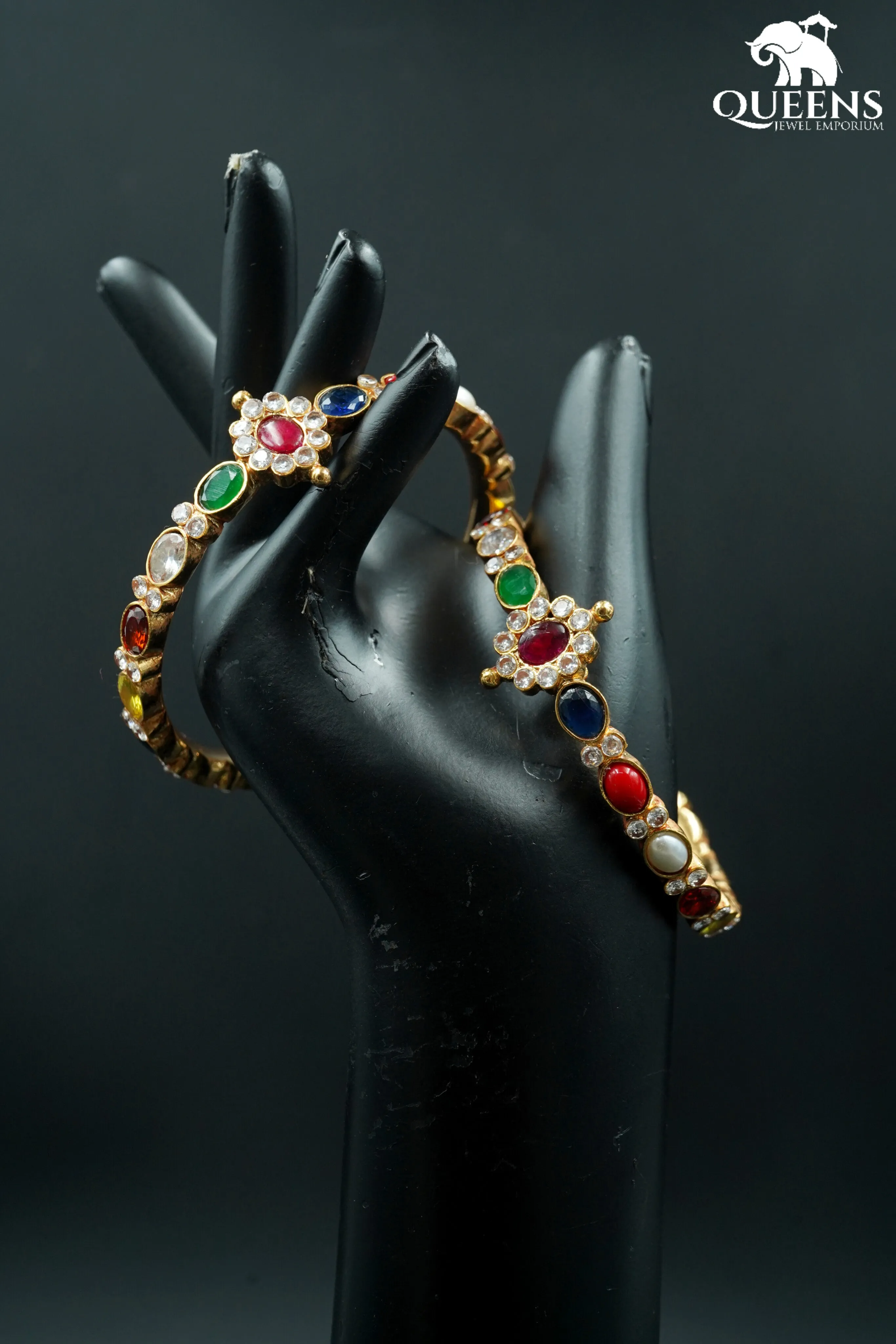 HIRANYA KAPPU BANGLES