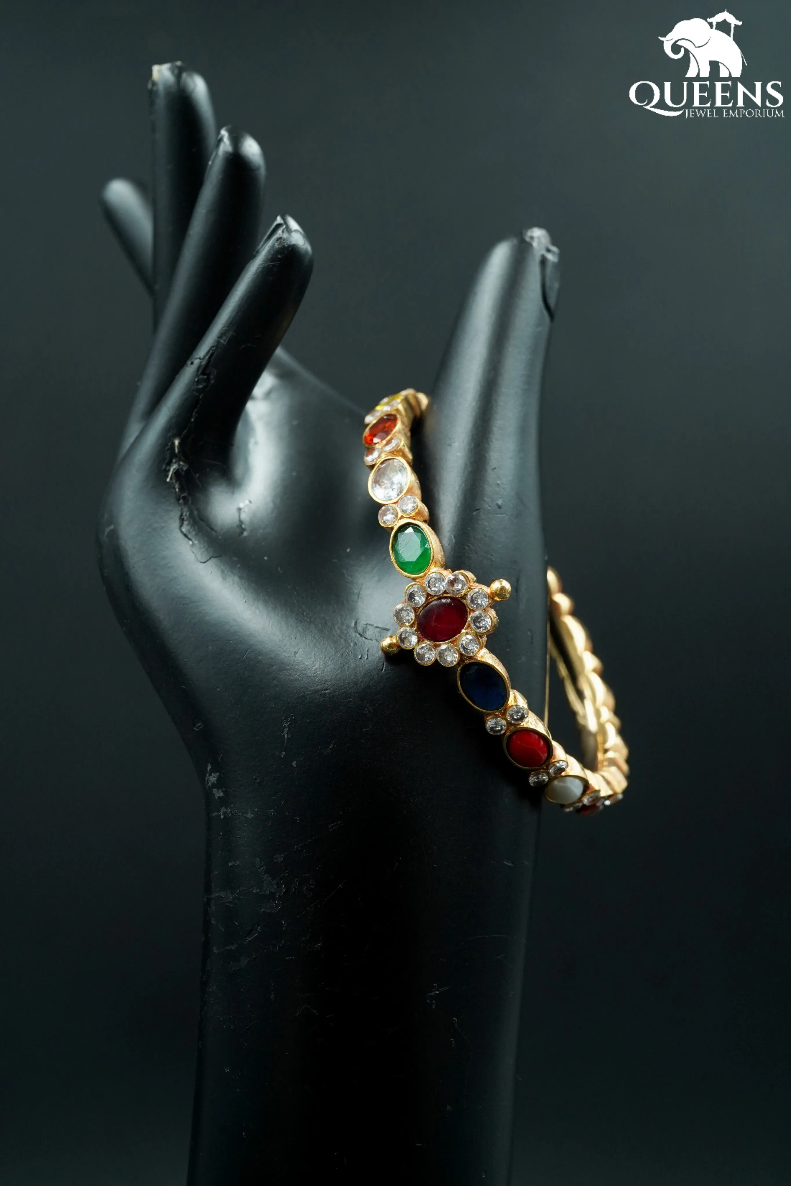 HIRANYA KAPPU BANGLES