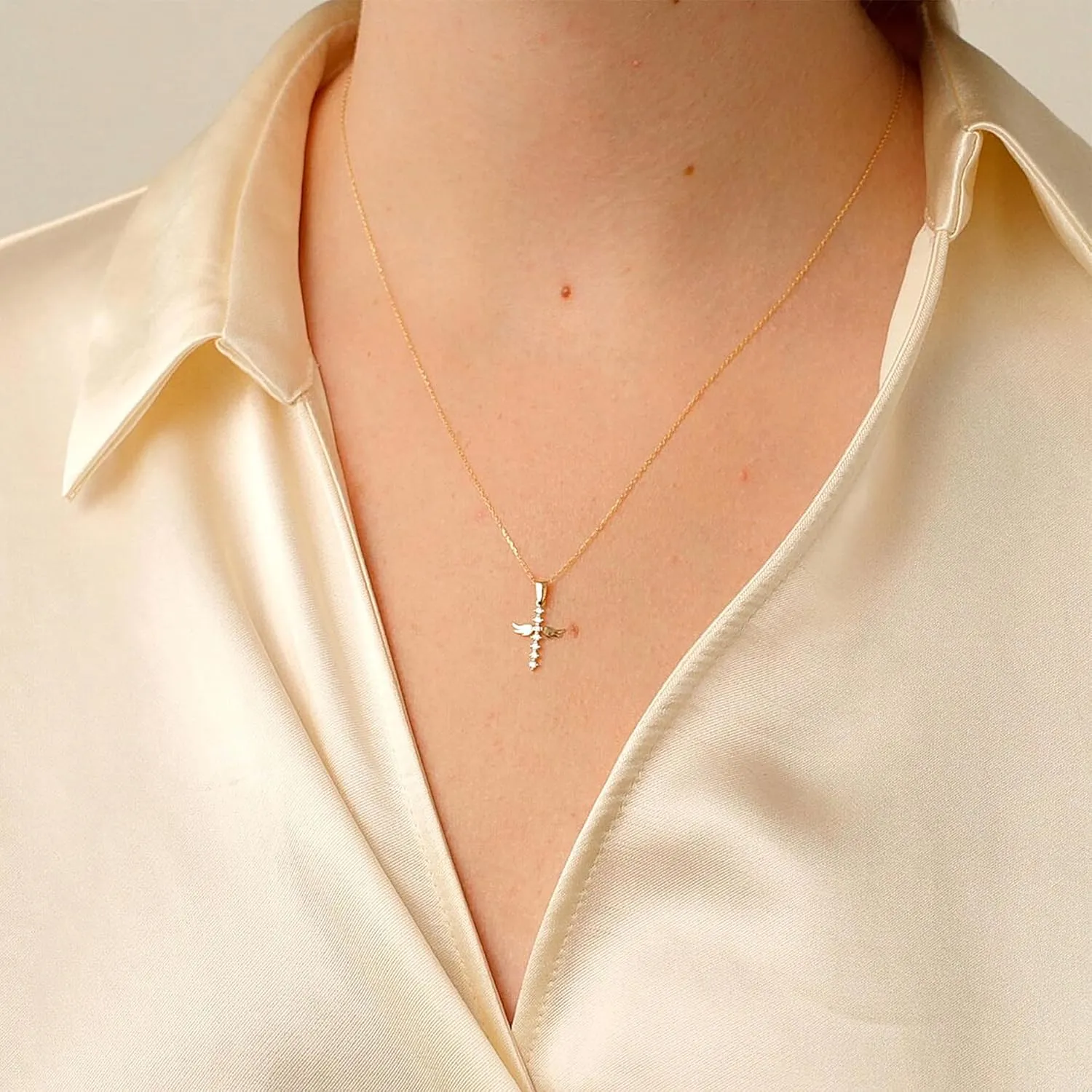 IEFWELL Cross Necklaces for Women - Dainty Gold Silver Cross Necklace for Women Trendy Simple Sideways Layered CZ Cross Necklaces Gold Jewelry for Womens Gifts