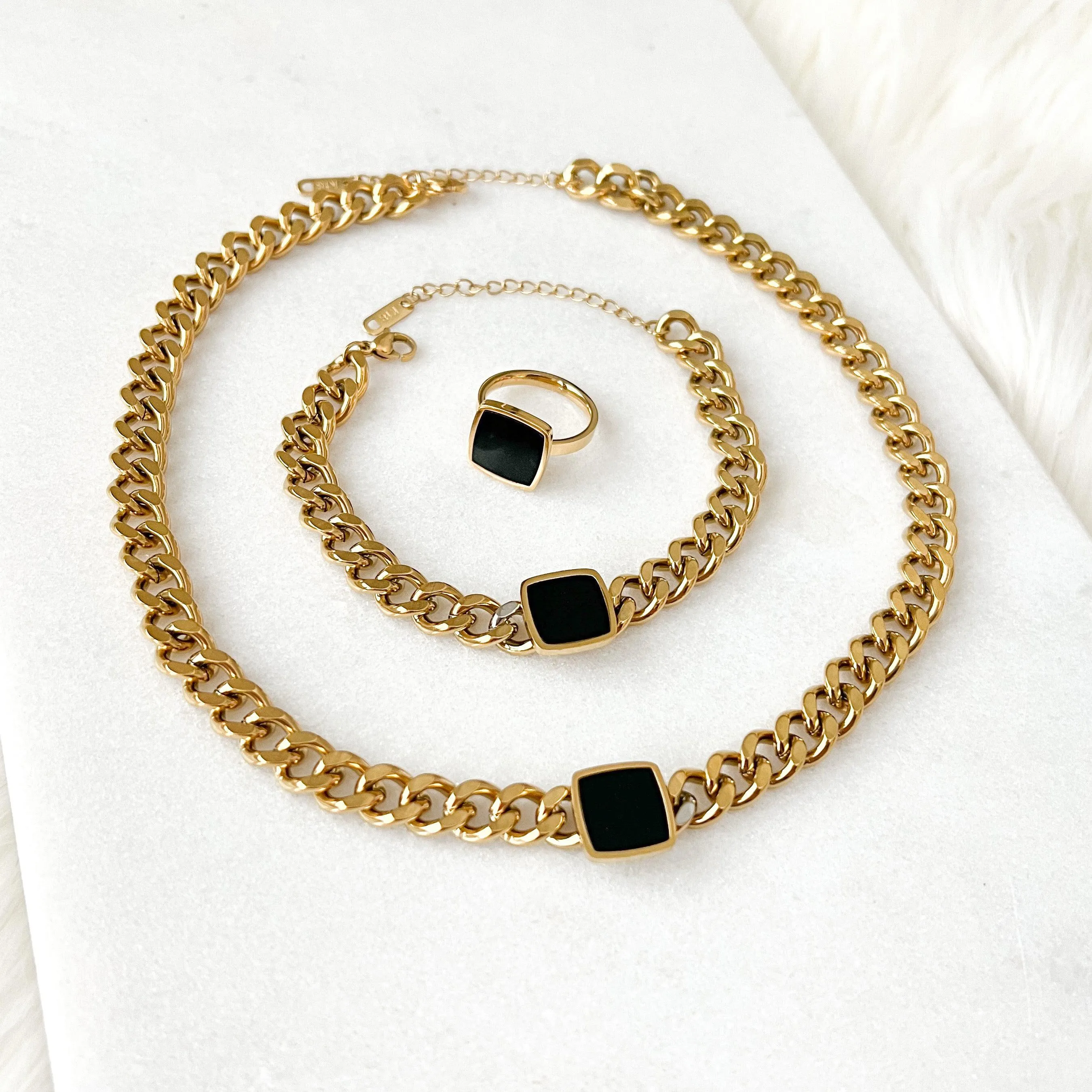 Nadia Ring - LAST CHANCE!