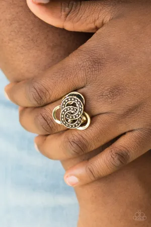 Paparazzi Ring ~ Dizzying Distraction - Brass