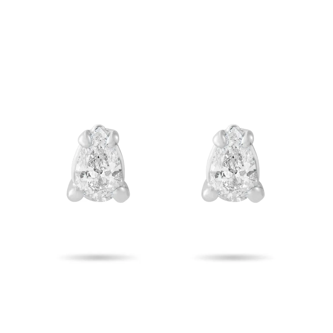Pear diamond Stud