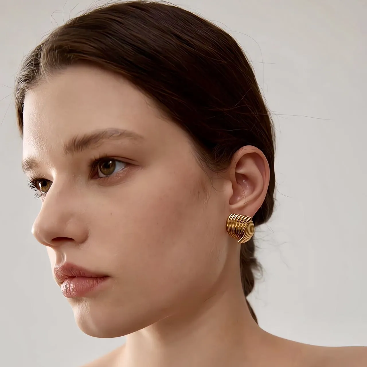 Ribbed Knotted Stud Earrings