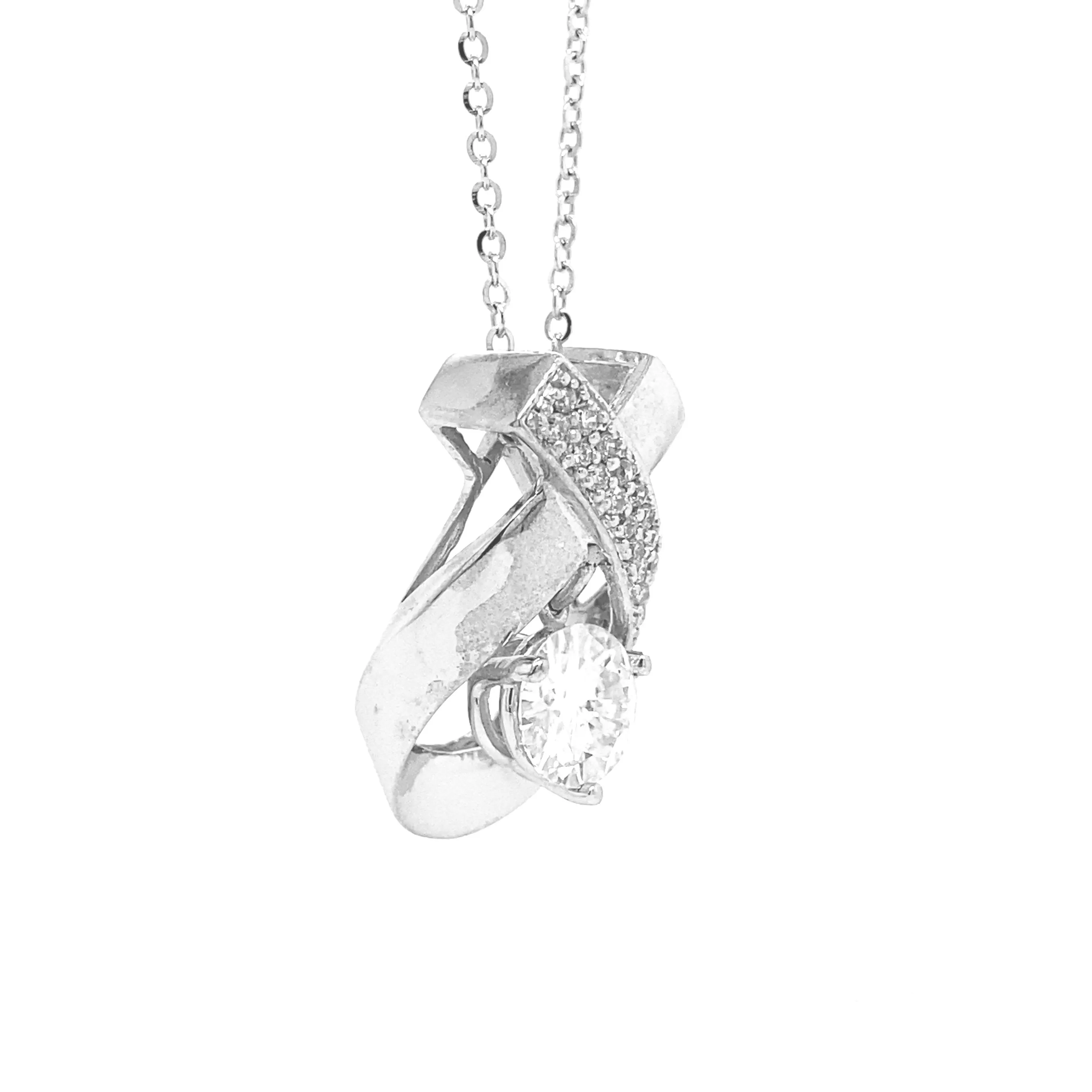 Round Ribbon Diamond Pendant White Gold P088N