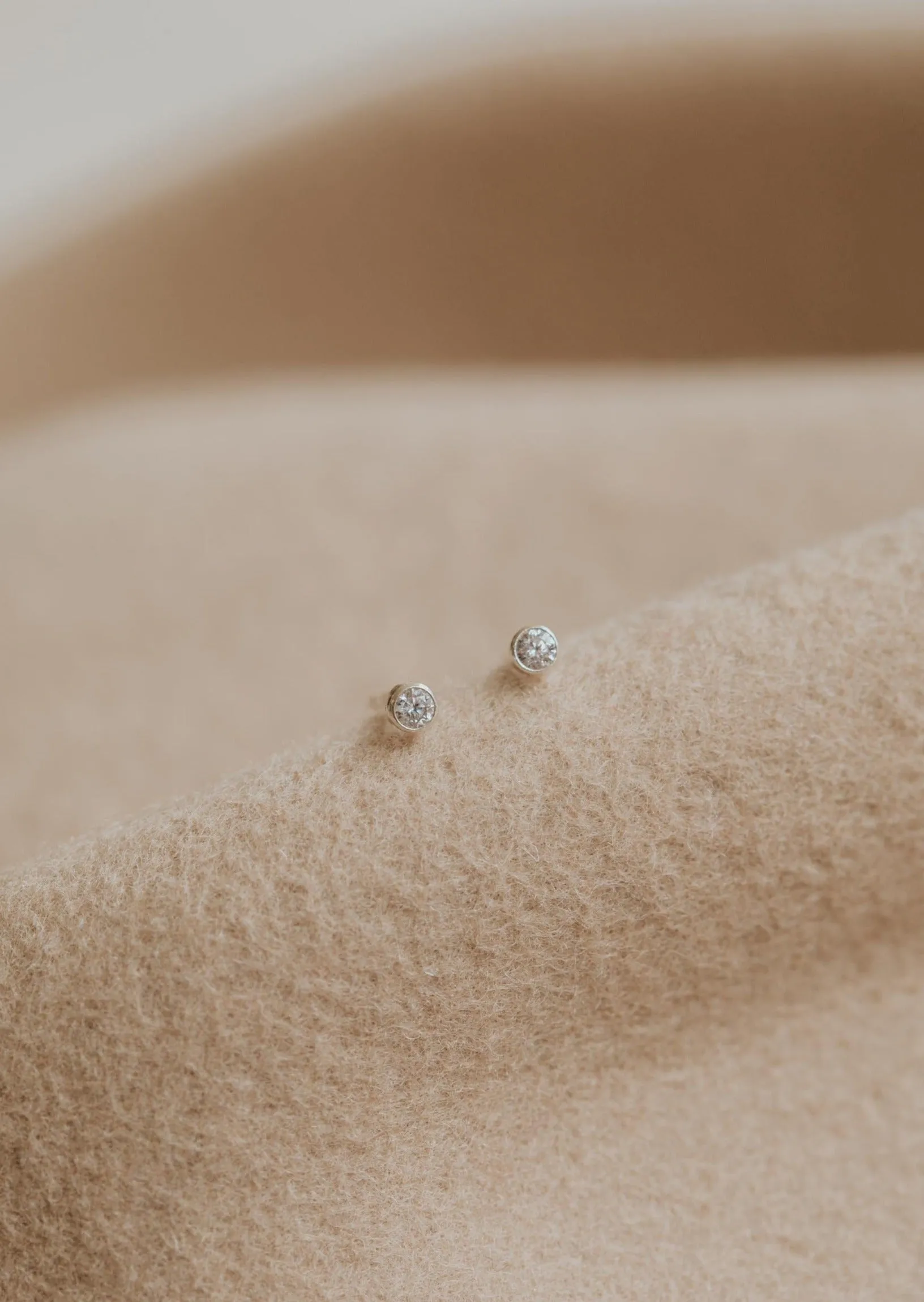 Solitaire Studs