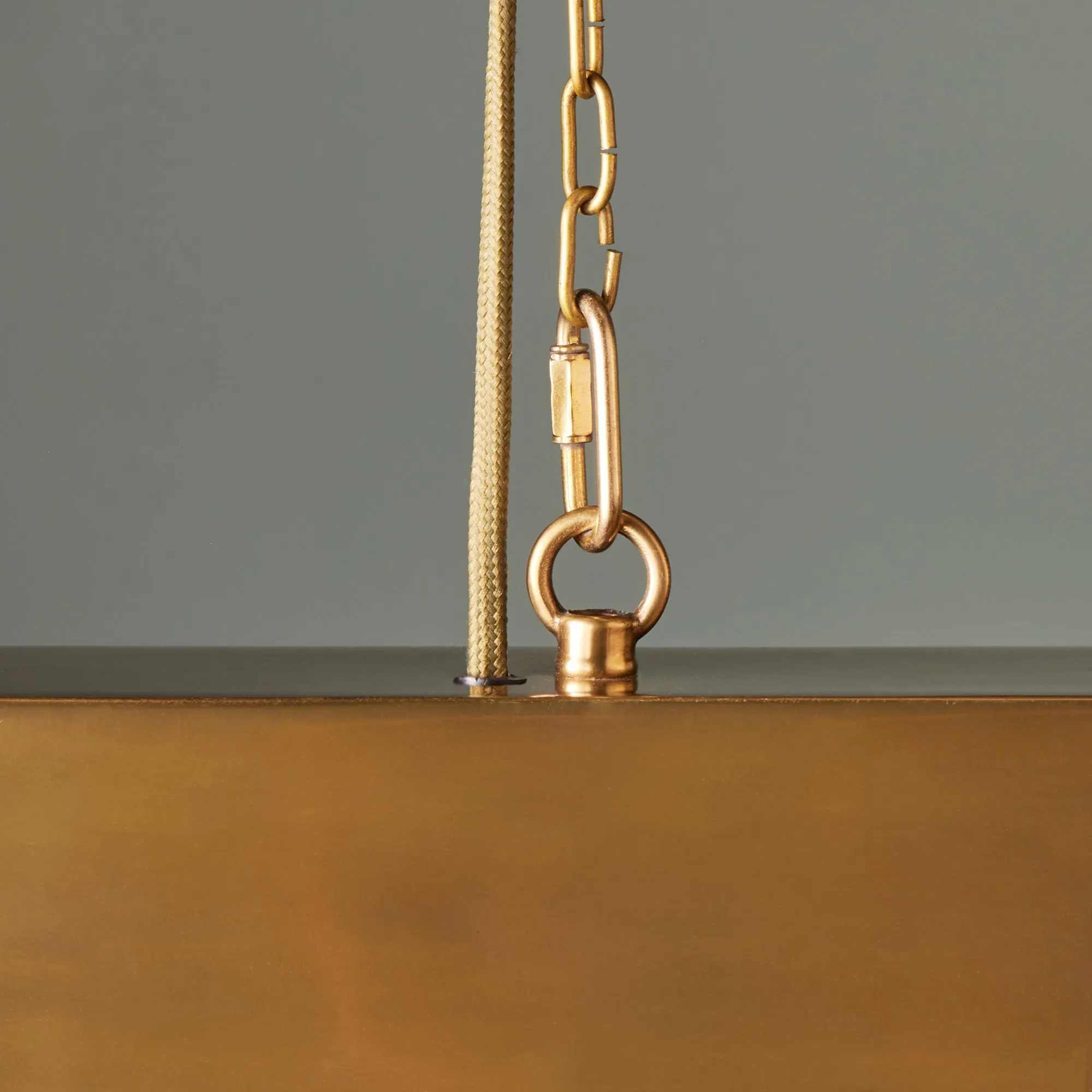 Stig pendant in aged brass