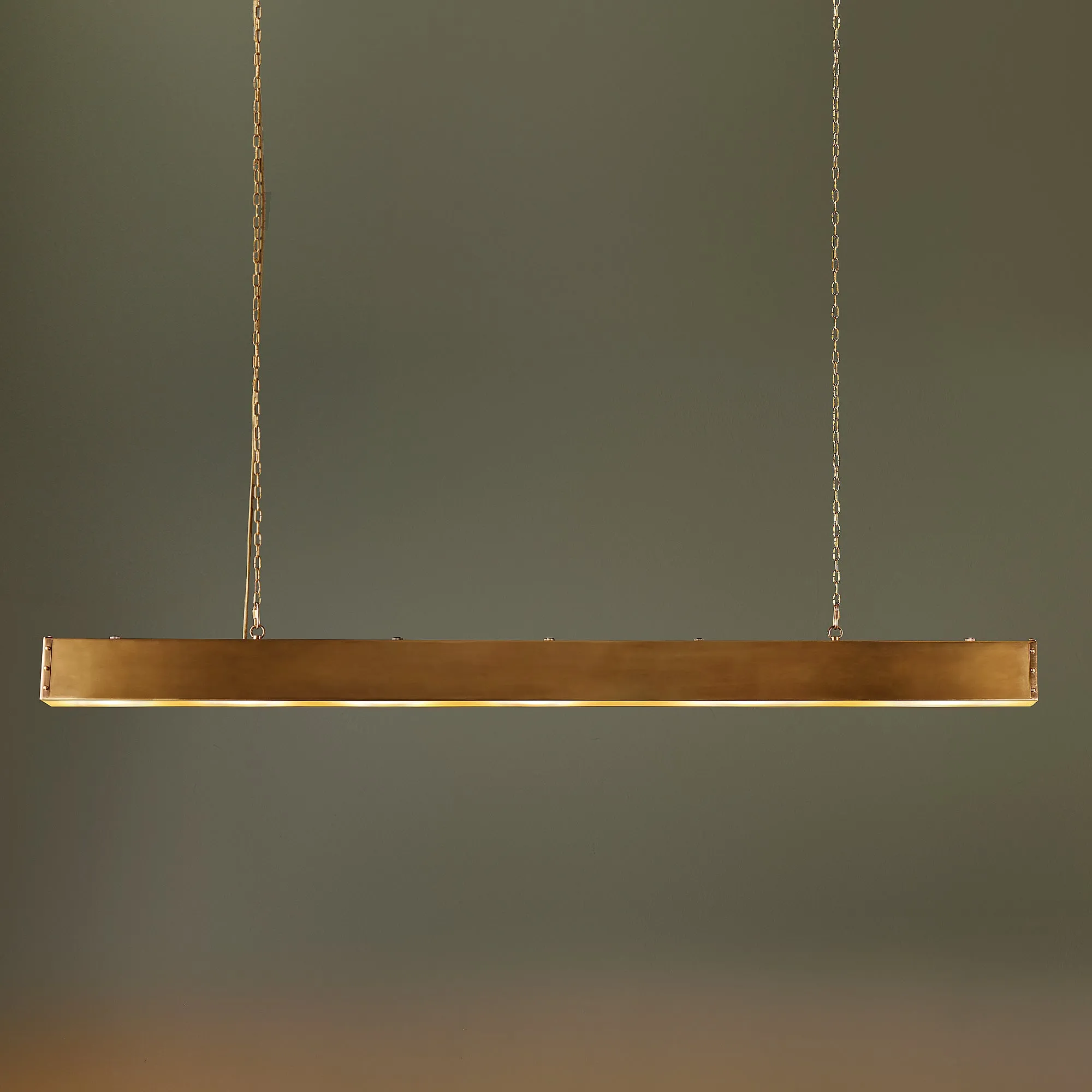 Stig pendant in aged brass