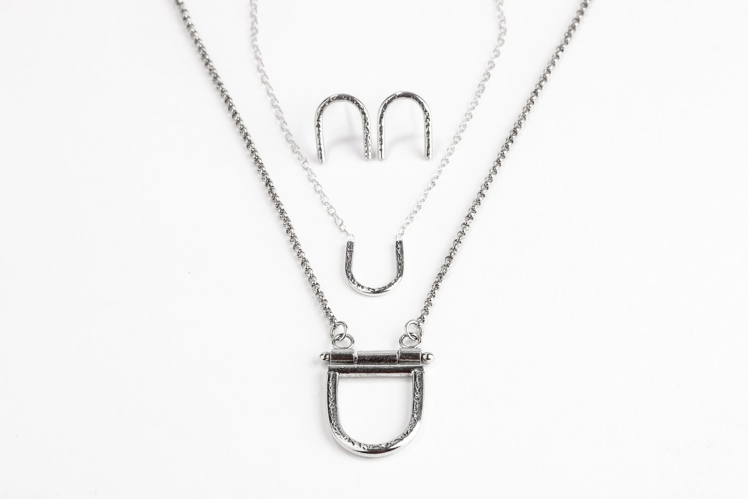 The Mini Arch Necklace