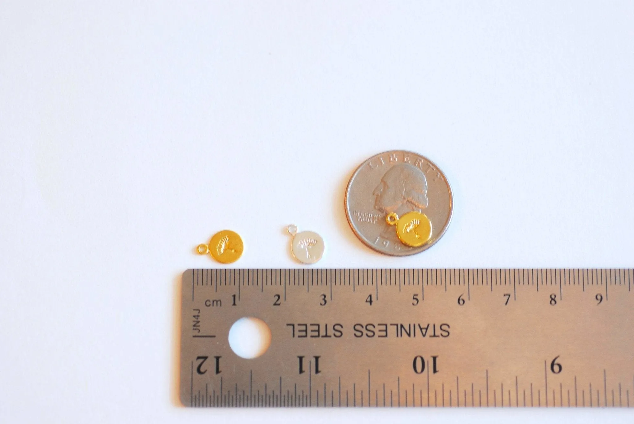 Vermeil Gold or Sterling Silver 8mm Dandelion Circle charm- 22k Gold plated 925 Sterling Silver, Small Disc Dandelion Charm, Wish, Round,412