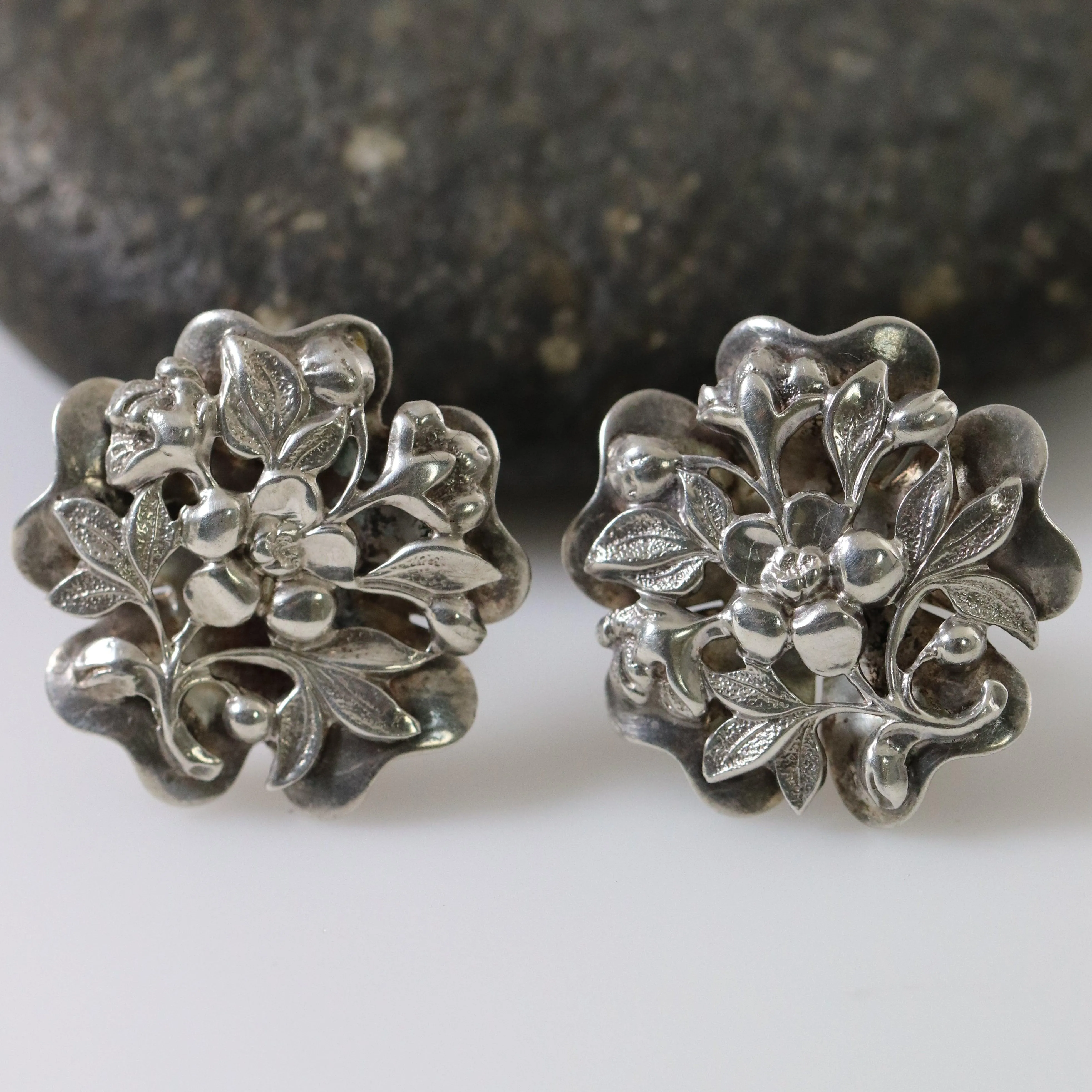 Vintage Silver Jewelry | Ornate Delicate Floral Earrings
