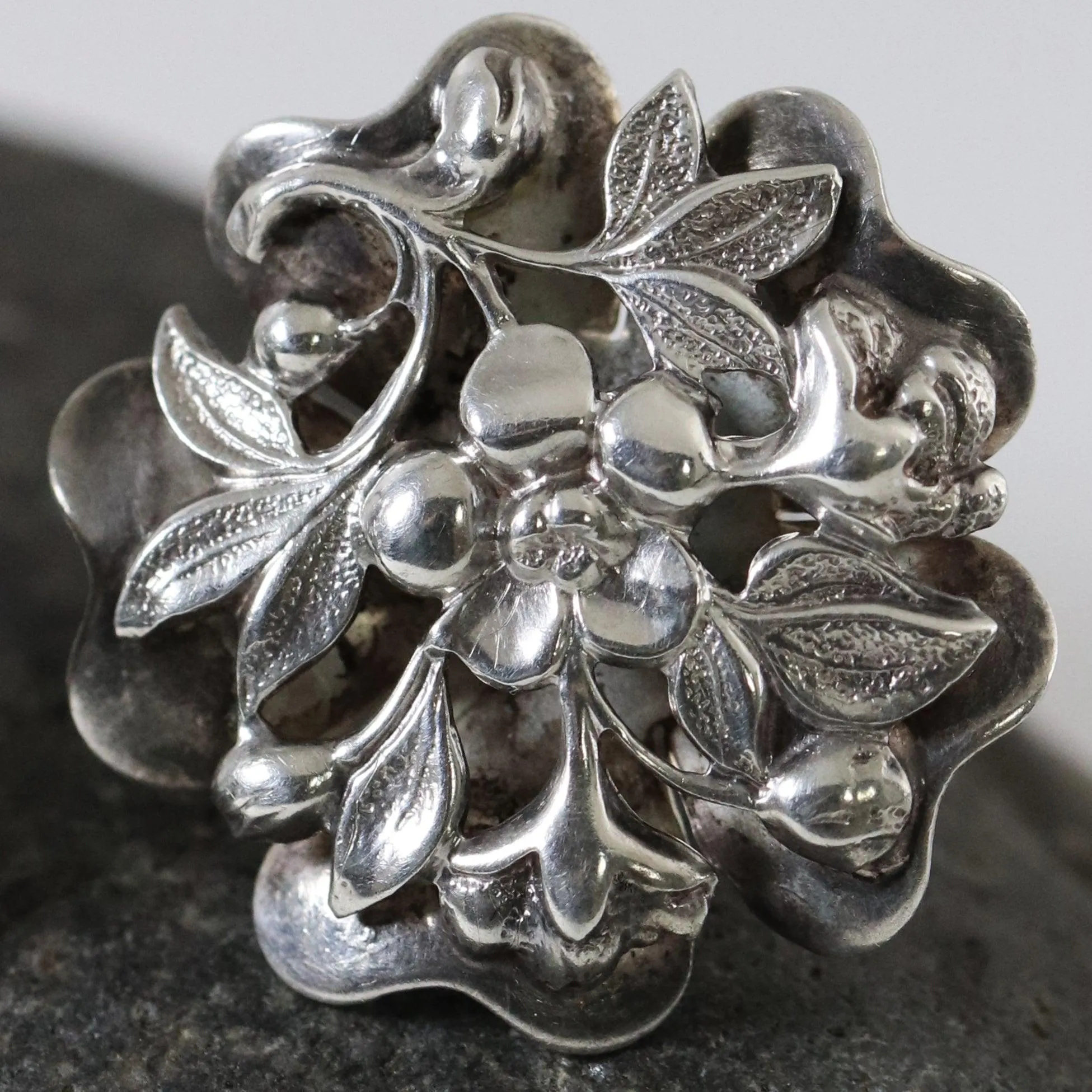 Vintage Silver Jewelry | Ornate Delicate Floral Earrings