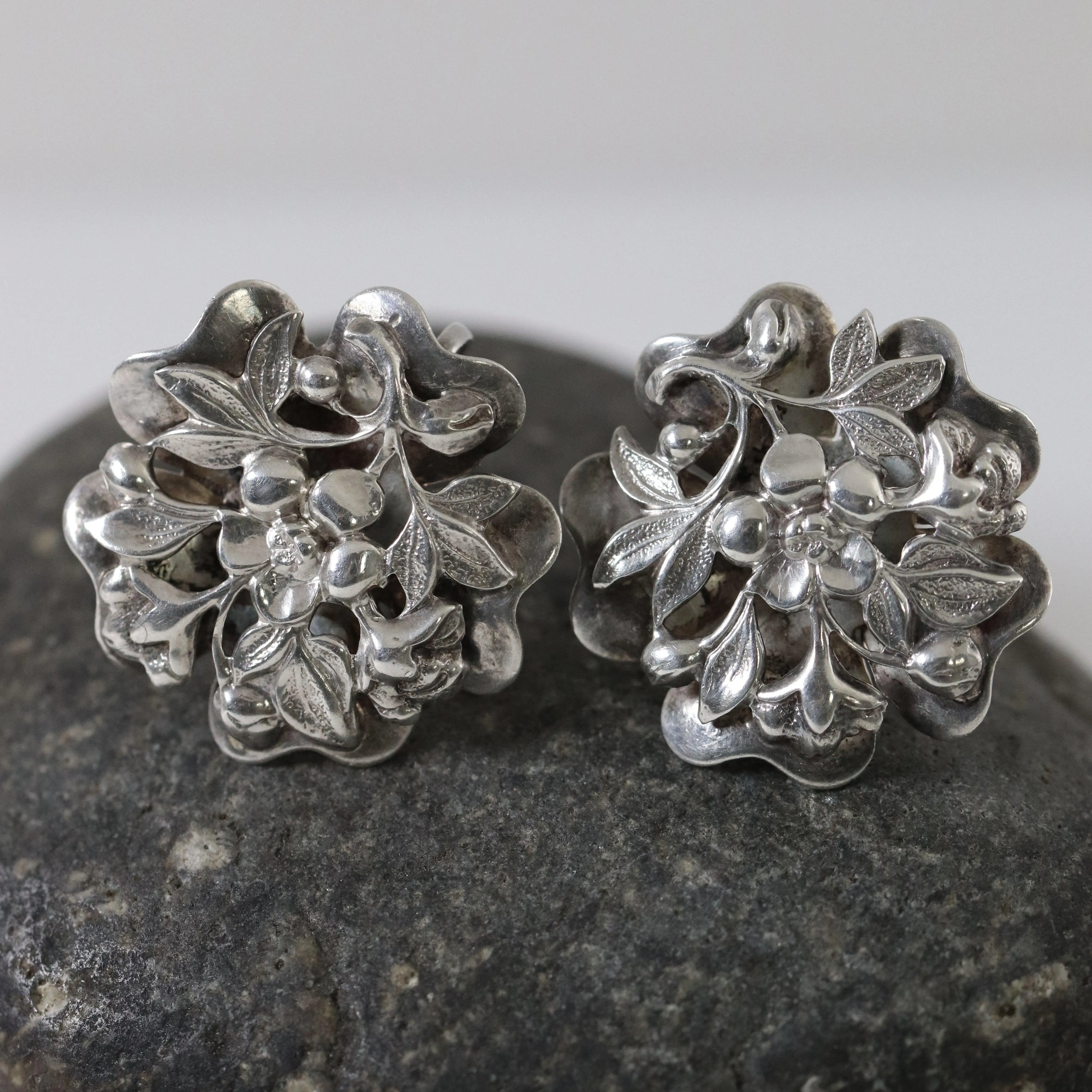 Vintage Silver Jewelry | Ornate Delicate Floral Earrings