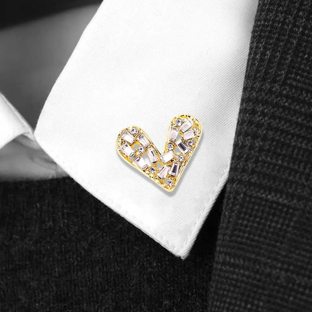 White Crystal Heat Shape Brooches Pins Dainty Rhinestone Love Heart Brooches Women Girls Valentine's Day Gift