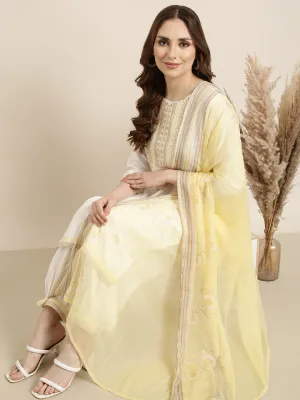Women Straight Off White Solid Kurta Sets with Patiala & Dupatta