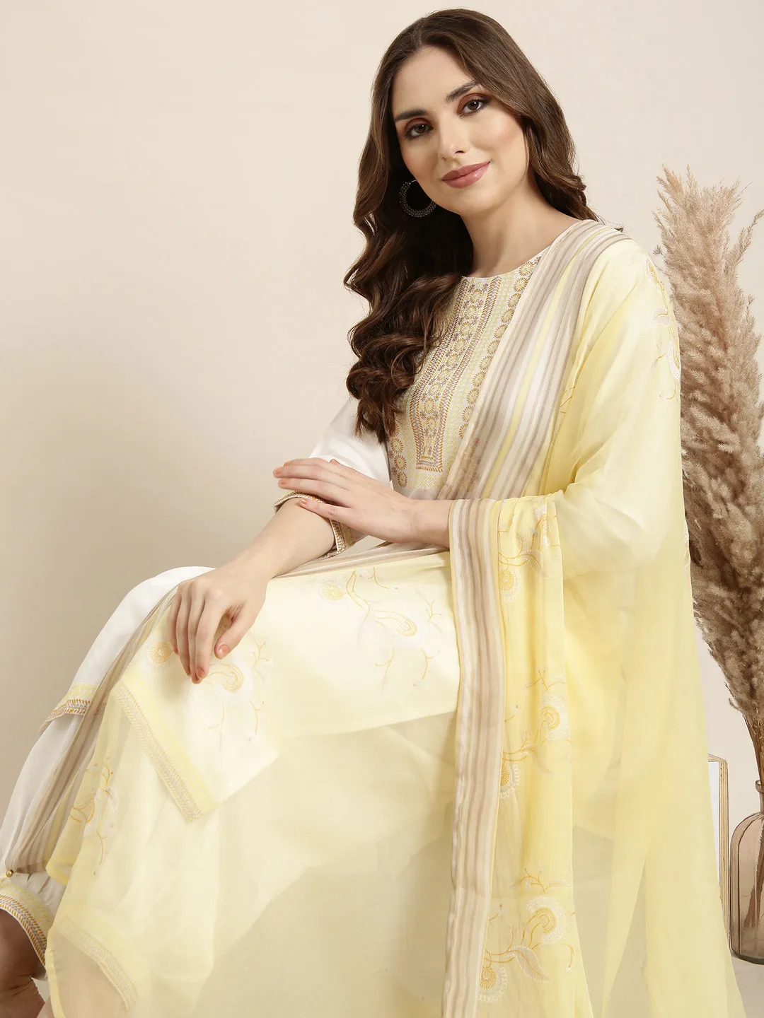 Women Straight Off White Solid Kurta Sets with Patiala & Dupatta