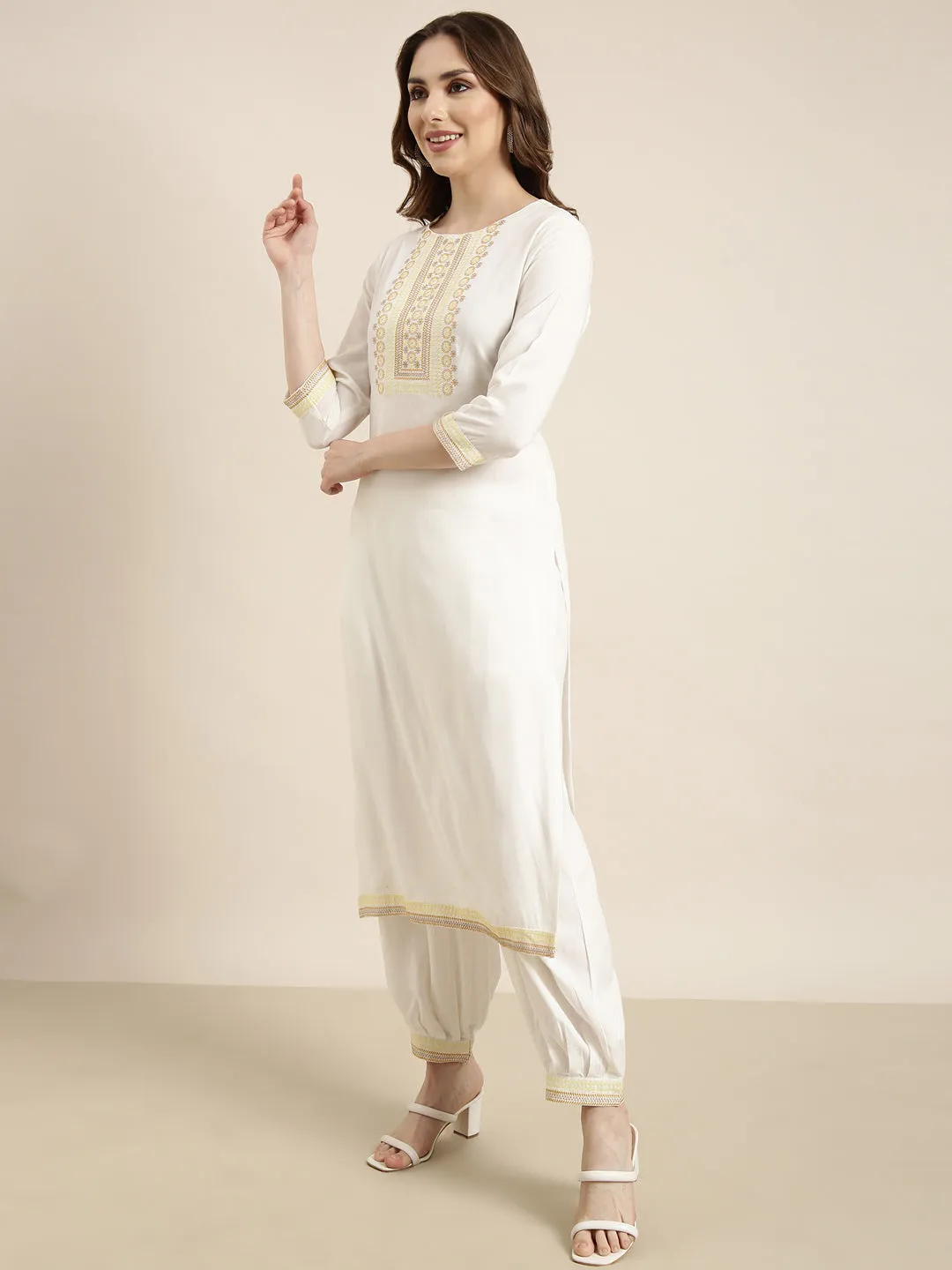 Women Straight Off White Solid Kurta Sets with Patiala & Dupatta